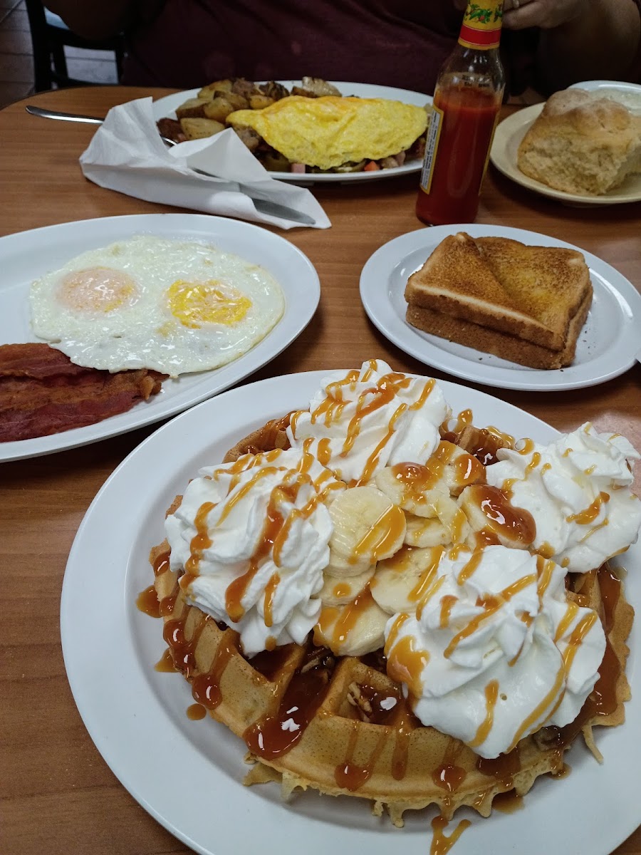 Weeze's Cafe Photos 2